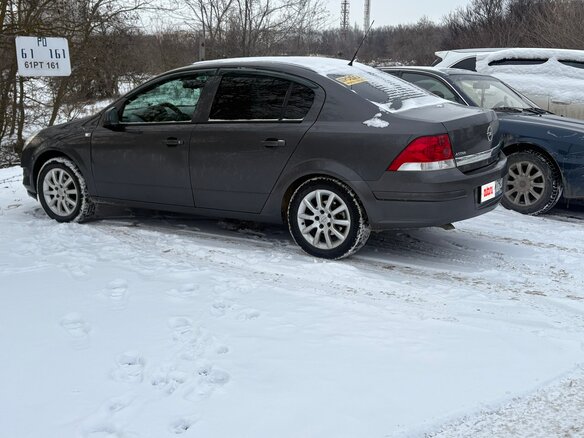 2010 Opel Astra H Рестайлинг, серый, 615000 рублей - вид 5