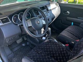 2013 Nissan Tiida I Рестайлинг, чёрный, 850000 рублей, вид 5