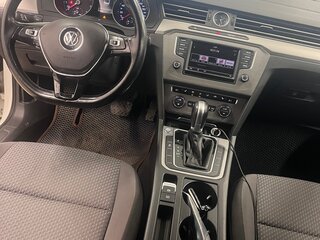 2016 Volkswagen Passat B8, белый, 1660000 рублей, вид 4