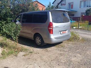 2014 Hyundai Grand Starex I, серебристый, 1650000 рублей, вид 1