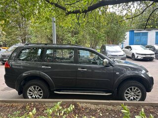 2013 Mitsubishi Pajero Sport II, серый, 2000000 рублей, вид 3
