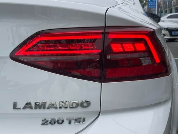 2021 Volkswagen Lamando I Рестайлинг, белый, 1550007 рублей - вид 7