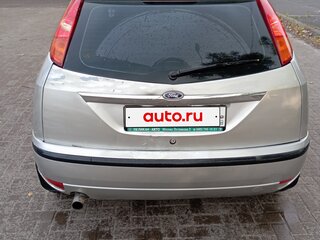 2004 Ford Focus I Рестайлинг, серебристый, 260000 рублей, вид 3