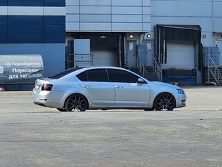 2013 Skoda Octavia III (A7), серебристый, 1200000 рублей, вид 4