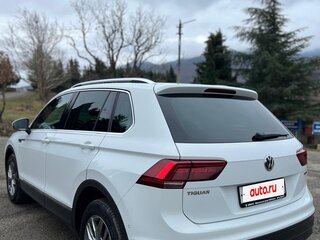 2019 Volkswagen Tiguan II, белый, 2600000 рублей, вид 4