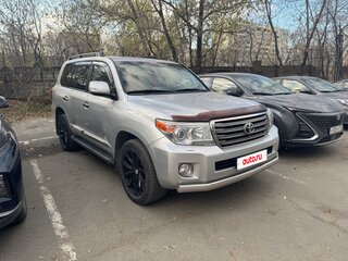 2012 Toyota Land Cruiser 200 Series Рестайлинг 1, серебристый, 3900000 рублей, вид 3