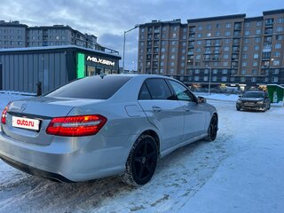 2012 Mercedes-Benz E-Класс 200 7G-Tronic IV (W212, S212, C207), серебристый, 1750000 рублей, вид 3