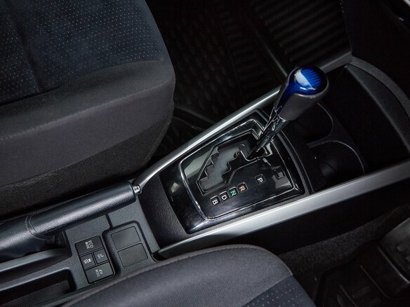 2015 Toyota Corolla Fielder XI (E160, E170, E180), чёрный, 1299000 рублей - вид 16