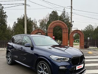 2021 BMW X5 40i IV (G05/G18), синий, 7600000 рублей, вид 2