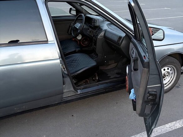 2004 Lada (ВАЗ) 2112, серый, 260000 рублей - вид 6