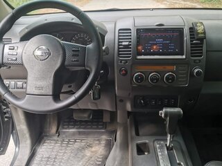2007 Nissan Navara (Frontier) III (D40), серый, 1280000 рублей, вид 5