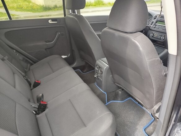 2011 Volkswagen Golf Plus II, чёрный, 800000 рублей - вид 7