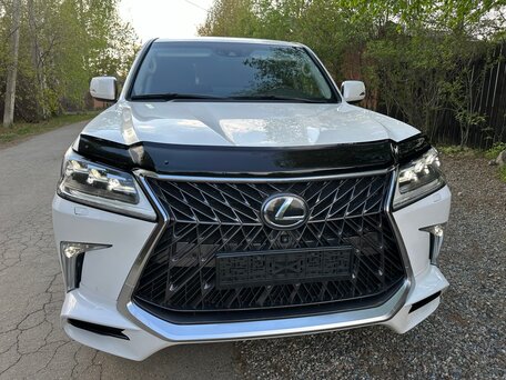 2017 Lexus LX 450d III Рестайлинг 2, белый, 7495000 рублей, вид 3