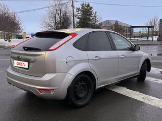 2008 Ford Focus II Рестайлинг, серебристый, 320000 рублей, вид 5