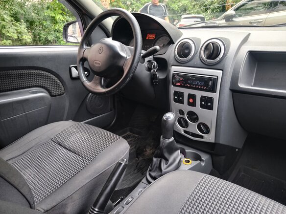 2009 Renault Logan I, красный, 359900 рублей - вид 13