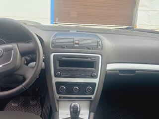 2011 Skoda Octavia I (A4) Рестайлинг, серый, 750000 рублей, вид 5