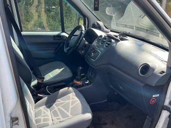 2011 Ford Transit Connect, белый, 580000 рублей - вид 12