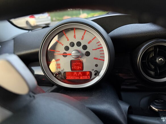 2008 Mini Hatch Cooper II (R56), серебристый, 810000 рублей - вид 12