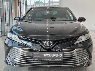 2018 Toyota Camry VIII (XV70), чёрный, 2609000 рублей, вид 2