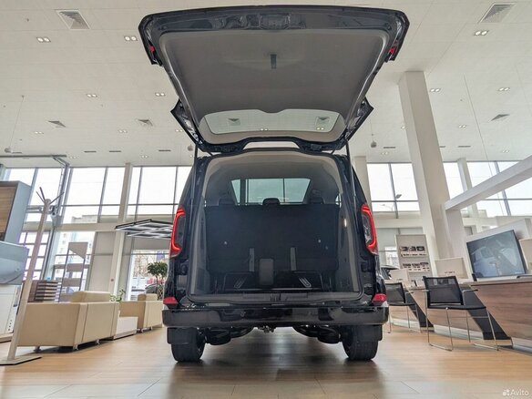2025 Volkswagen Caravelle T7, чёрный, 11990000 рублей - вид 35