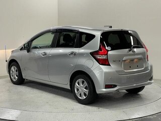 2020 Nissan Note II Рестайлинг, серебристый, 810007 рублей, вид 4