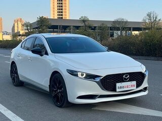 2025 Mazda 3 Axela IV (BP), белый, 1950000 рублей, вид 3