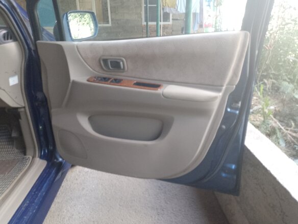 2003 Nissan Liberty, синий - вид 9