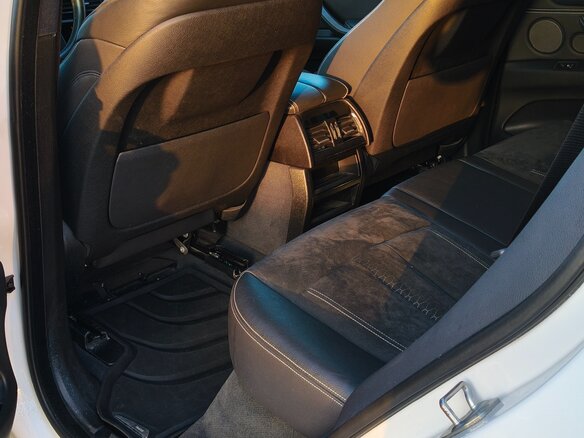 2018 BMW X5 30d III (F15), белый, 4900000 рублей - вид 29