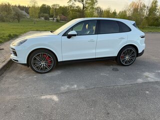 2019 Porsche Cayenne III, белый, 3843779 рублей, вид 4