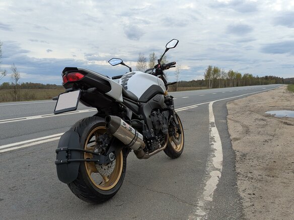2011 Yamaha FZ8, белый, 650000 рублей - вид 3