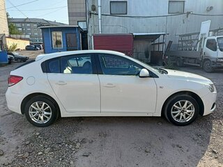 2012 Chevrolet Cruze I, белый, 550000 рублей, вид 3