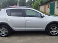 2020 Renault Sandero Stepway II Рестайлинг, серый - вид 3