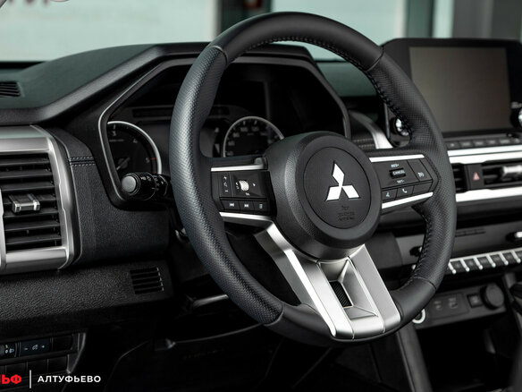 2025 Mitsubishi L200 VI, белый, 5790000 рублей - вид 6