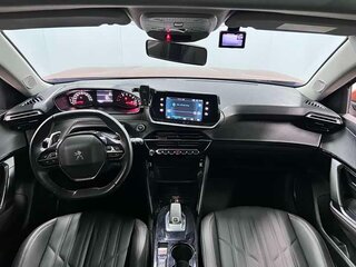 2022 Peugeot 2008 II, оранжевый, 1313000 рублей, вид 4