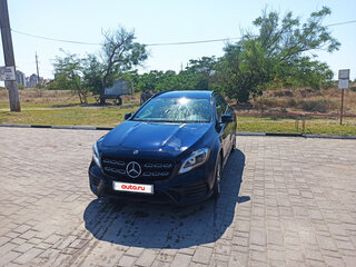 2017 Mercedes-Benz GLA 250 I (X156) Рестайлинг, синий, 1900000 рублей, вид 3