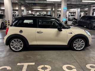 2014 Mini Hatch Cooper S III (F55/F56), белый, 2000000 рублей, вид 2
