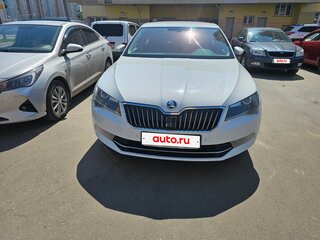 2018 Skoda Superb III, белый, 1880000 рублей, вид 4