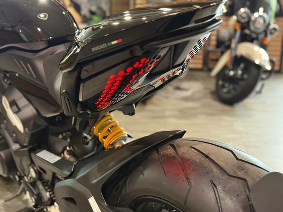 2025 Ducati Diavel V4, чёрный, 3300000 рублей - вид 9