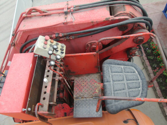 2001 Scania R-Series, оранжевый, 12300000 рублей - вид 13