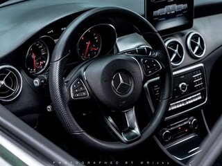 2019 Mercedes-Benz CLA 200 I (C117, X117) Рестайлинг, серебристый, 1450000 рублей, вид 4