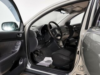 2007 Toyota Avensis II Рестайлинг, зелёный, 598000 рублей, вид 5