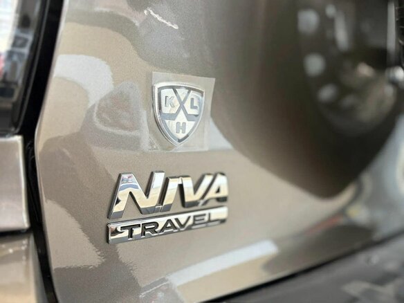 2026 Lada (ВАЗ) Niva Travel I Рестайлинг, коричневый - вид 5
