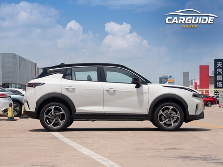 2026 Lynk & Co 06 I Рестайлинг, белый, 2476000 рублей, вид 3