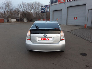 2011 Toyota Prius III (XW30), серебристый, 1000000 рублей, вид 3