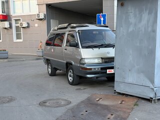 1990 Toyota Town Ace II Рестайлинг 2, коричневый, 599000 рублей, вид 4