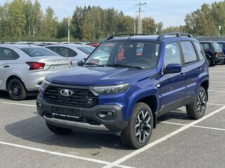 2026 Lada (ВАЗ) Niva Travel I Рестайлинг, синий, 1804000 рублей, вид 5