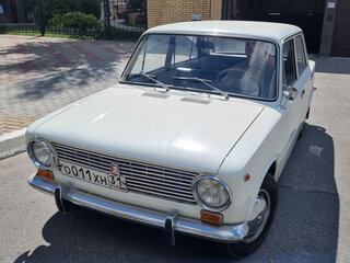 1974 Lada (ВАЗ) 2101, белый, 600000 рублей, вид 3