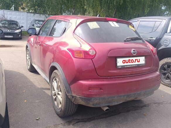 2012 Nissan Juke I, красный, 680000 рублей - вид 5