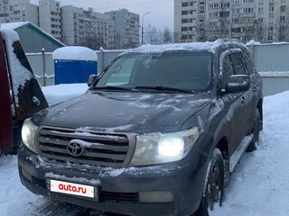 2011 Toyota Land Cruiser 200 Series, серый, 3000000 рублей, вид 2