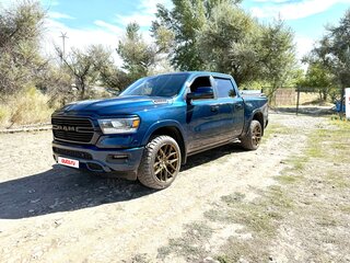 2019 Dodge RAM IV (DS/DJ), синий, 2950000 рублей, вид 4